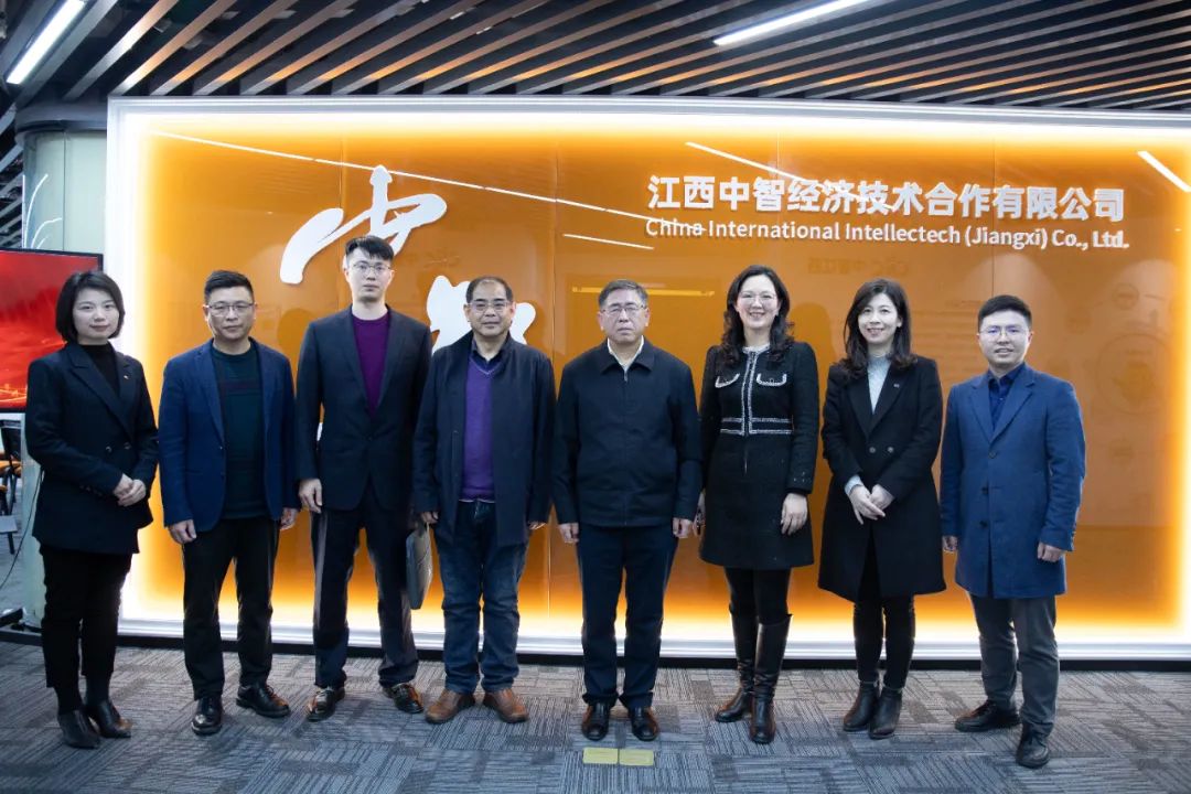 江西省行政管理學會會長廖裕良蒞臨公司參觀調研