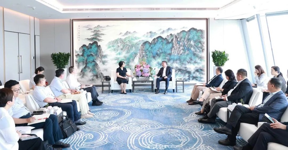 中智集團(tuán)黨委副書記、董事、總經(jīng)理王曉梅赴深圳開展數(shù)字化轉(zhuǎn)型專題學(xué)習(xí)交流